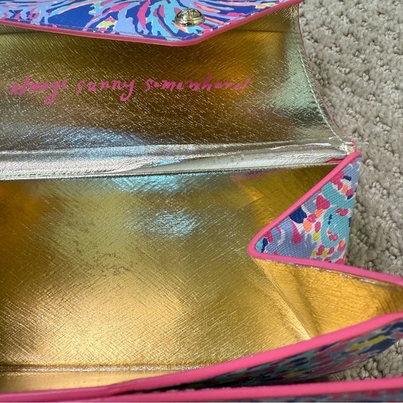 Lily Pulitzer Simply Chic Colorful Gold Lined Button Snap Sunglasses Case - Picture 10 of 10